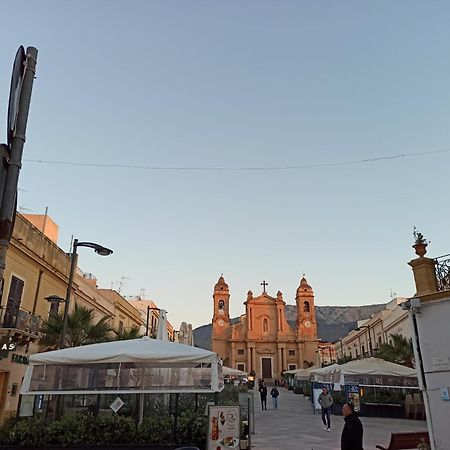 テッラジーニ A Casa Di Nonna Mariaヴィラ エクステリア 写真