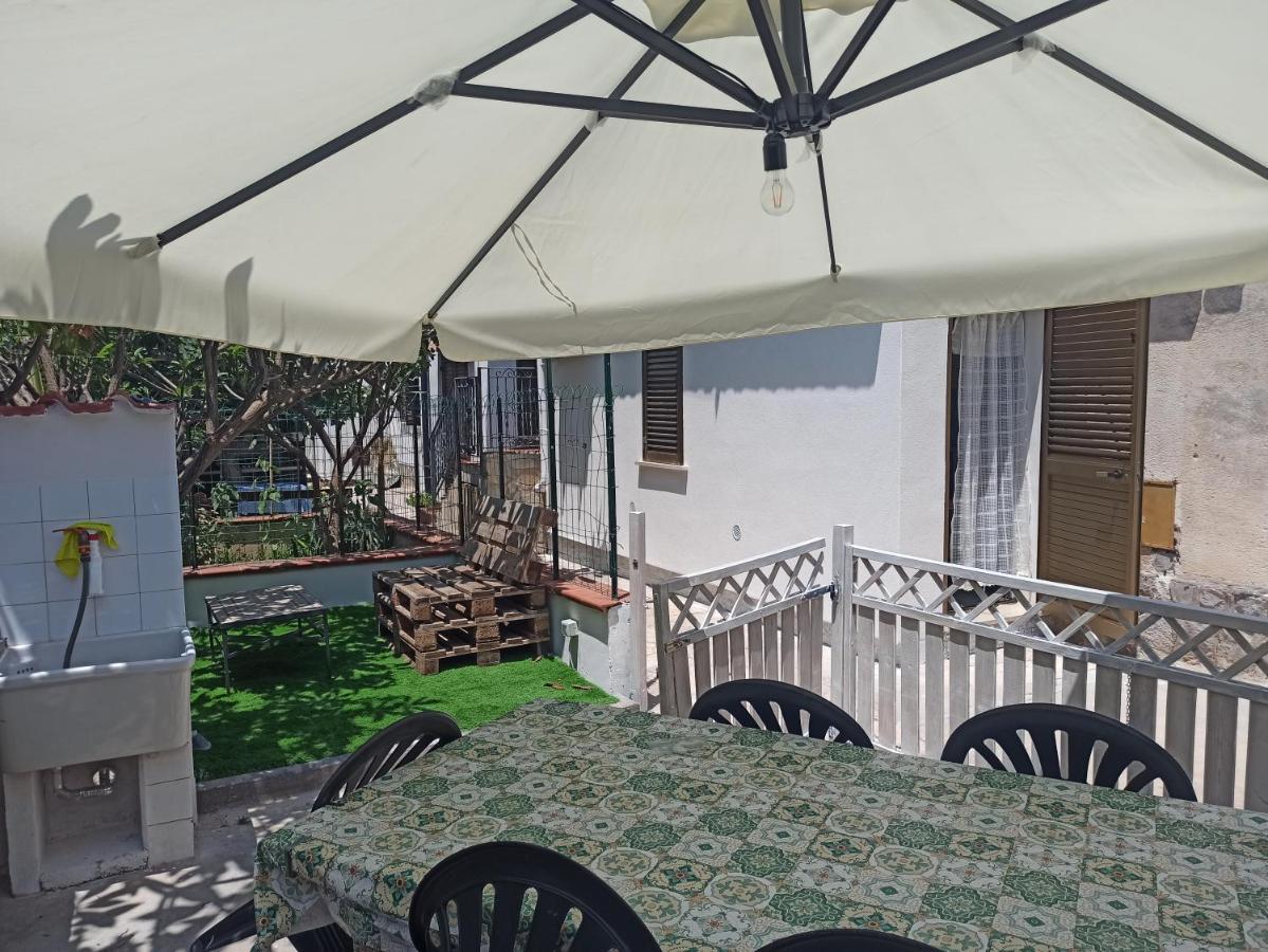 テッラジーニ A Casa Di Nonna Mariaヴィラ エクステリア 写真